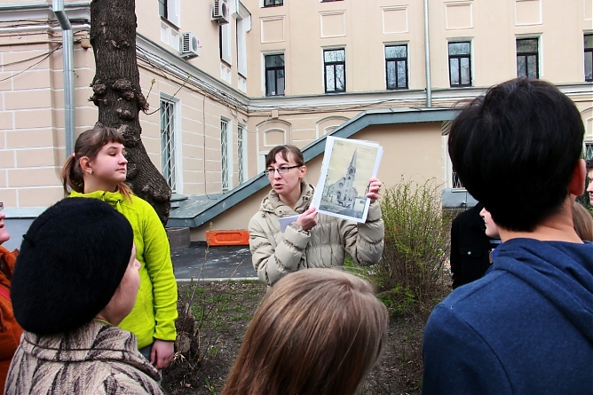 /images/cms/data/o_biblioteke/biblionoch_v_istoricheskoj_biblioteke_20_aprelya_2019_g/biblionoch_10_20_04.jpg